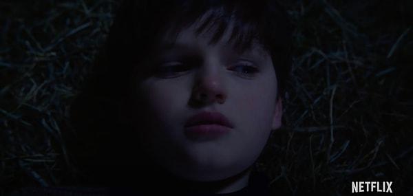 Miles Wingrave rolünde ise Benjamin Evan Ainsworth var. Henry'nin biraz disipline ihtiyacı olan yeğeni.