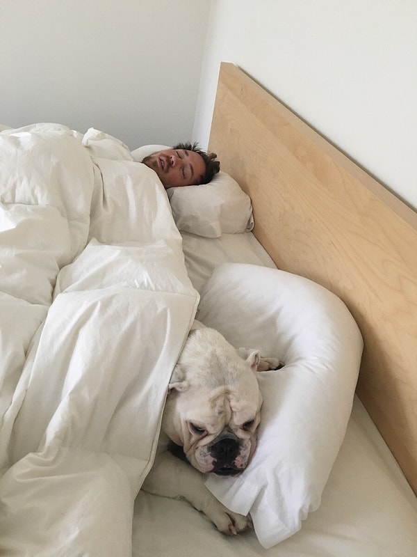 5. «Застала мужа в постели с другой женщиной»