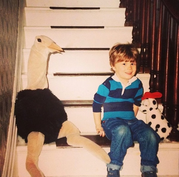 1. Страус что-то замышляет