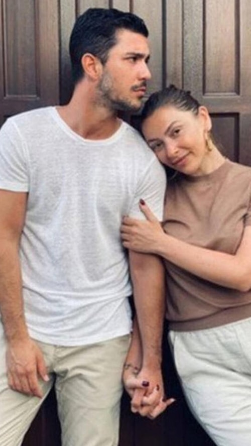Hadise, Kaan Yıldırım ile ayrıldıkları iddialarına 'Benek'li bir yanıt verdi!
