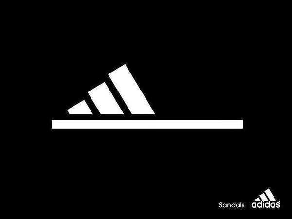 26. Реклама тапочек от Adidas