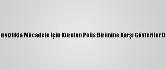 Nijerya'da Hırsızlıkla Mücadele İçin Kurulan Polis Birimine Karşı Gösteriler Devam Ediyor