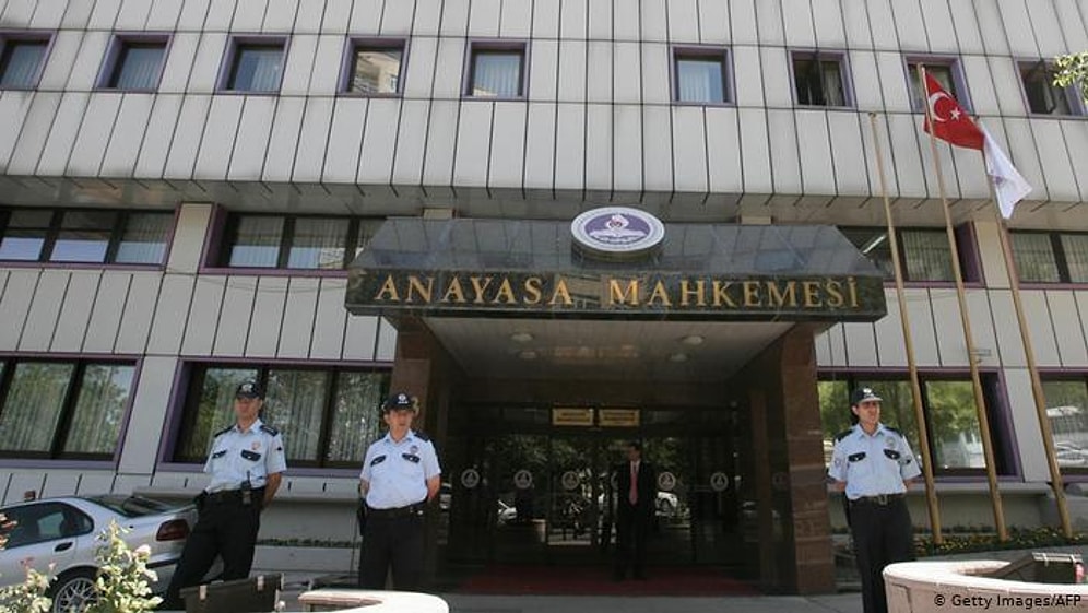 AYM Üyesinin Görevi Hangi Hallerde Sona Erer?