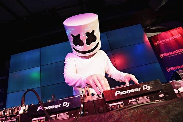 Marshmello - 'Fortnite Extended Set' - En İyi Dans/Elektro Albüm: