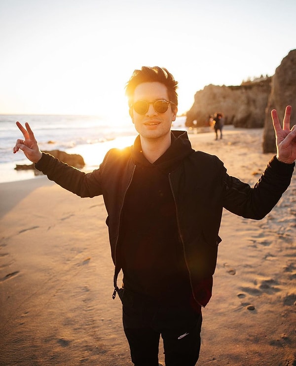 Panic! At The Disco - Лучший рок-исполнитель: