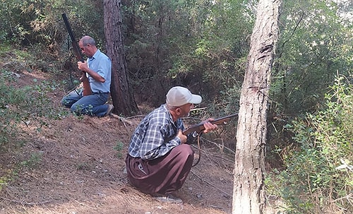 Kundaklamaya Karşı Önlem: Mersin'de Köylüler Tüfekleriyle Orman Nöbetinde