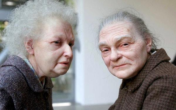 3. Yılların çilesini çekmiş iki yaşlı kadın diyebilir miyiz?