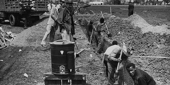 Bu Fotoğraflar ABD'de Azınlıkların Uğradığı Ayrımcılığı Tüm Yalınlığıyla Ortaya Koyuyor