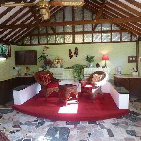 16. Готовая площадка для интервью. Юра Дудь бы точно оценил!