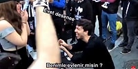 Onlarca Taraftarın Arasında Yaptığı Evlilik Teklifi Reddedilen Adamı 'Beşiktaş'ım Sen Çok Yaşa' Sloganları ile Teselli Etmeye Çalışan Erkekler