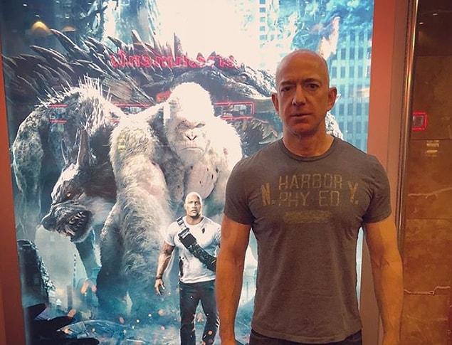 12. Bezos 'iki pizzalık takım' terimini yarattı.