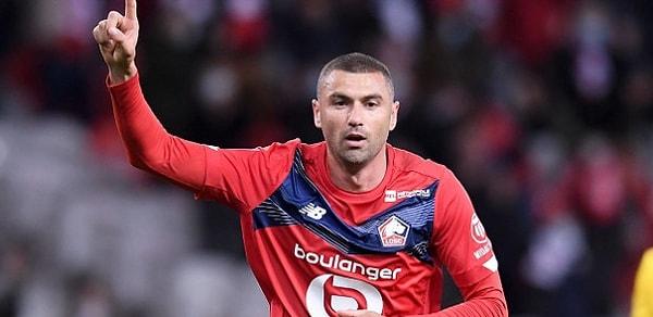 35 yaşında Lille'e transfer olmayı başaran Burak Yılmaz ise ligdeki ilk 4 maçında 1 asistlik performans sergilemişti. Son 3 lig maçında ise 1'er gol atarak Lille'in liderliğini sürdürmesinde en önemli katkılardan birini vermiş oldu.