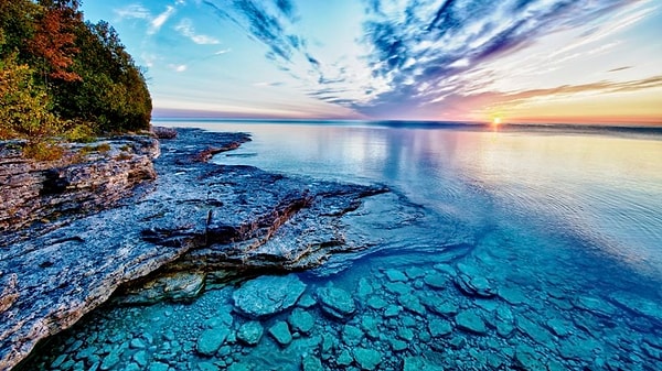 10. Какое озеро находится НЕ в горах?