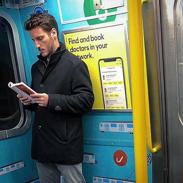 13. Этот красавчик напомнил о фильме «Грязные танцы»