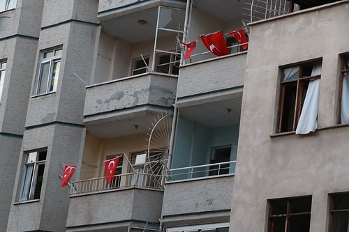 İskenderun'da Patlamanın Yaşandığı Caddede Teröre ‘Türk Bayraklı’ Tepki