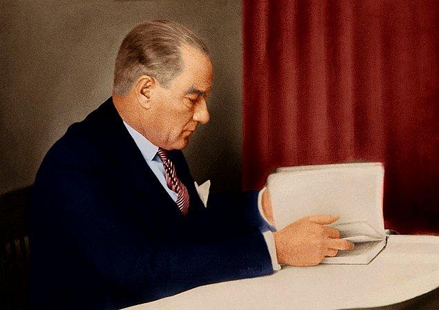 10. Kitap sevgisi tartışılmaz... Atatürk'ün başucu kitabı hangisi?
