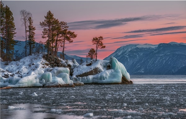 9. Ледяные берега.