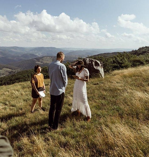 16. "Я откопала свое прекрасное свадебное платье не где-нибудь, а в самом настоящем комиссионном магазине на углу!"