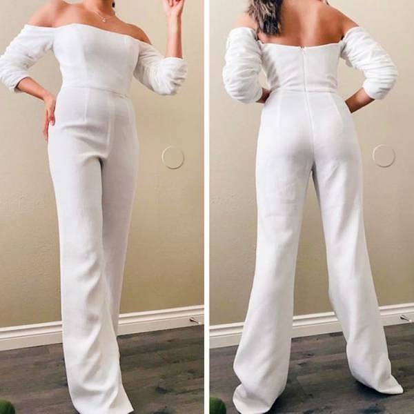 23. "Я пару месяцев шустрила по комиссионкам в поисках идеального наряда на свадьбу, пока не наткнулась на этот дивный и абсолютно новый комбез с этикетками за 5 (!) долларов!"