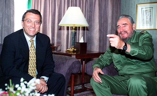 Yumruklu Saldırıya Uğradı, Yüce Divan'da Yargılandı: Üç Kez Başbakanlık Yapan Mesut Yılmaz'ın Siyasi Hayatı