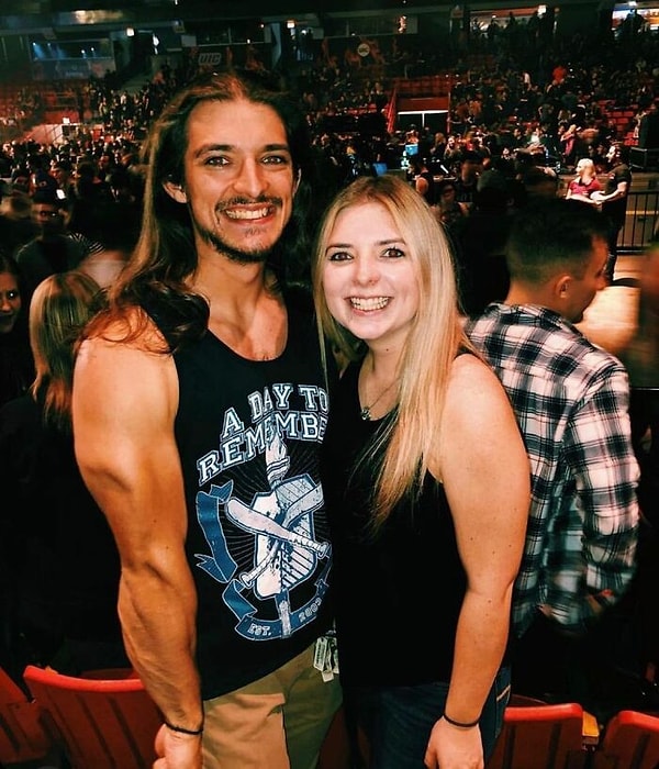 2. Брат с сестрой или пара?