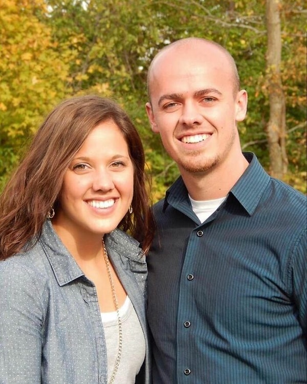 18. Брат с сестрой или пара?