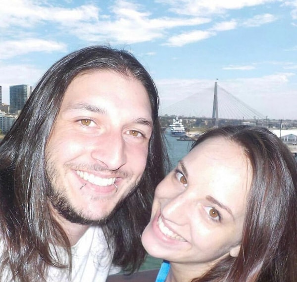 21. Брат с сестрой или пара?