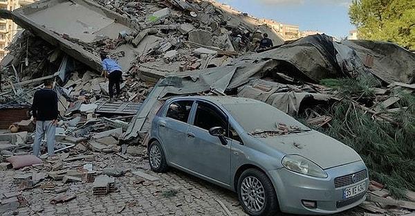 İzmir'de gerçekleşen 6,6 büyüklüğündeki depremin ardından sosyal medyada adeta seferberlik ilan edilmiş durumda...
