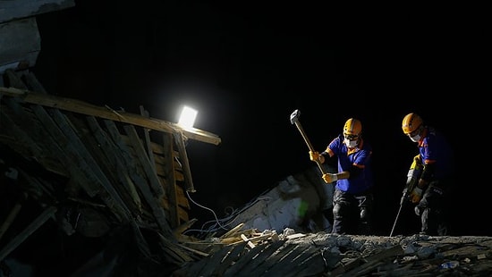 İlk Gün Yaşanan Tüm Gelişmelerle İzmir Depremi