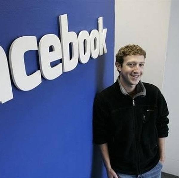 4. Zuckerberg'in kırmızı- yeşil renk körlüğü olması Facebook logosunun mavi olmasının ana sebebidir.