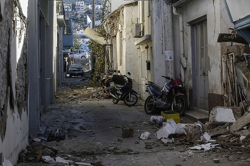 Deprem Komşu Yunanistan'ı da Vurdu: Sisam Adası'nda 2 Ölü, 19 Yaralı