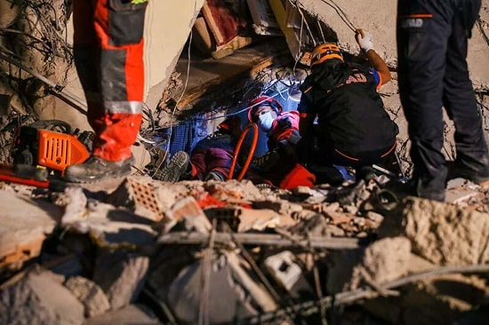 Prof. Dr. Hakan Kutoğlu: 'Bunlar Daha Büyük Depremlerin Ayak Sesleri'