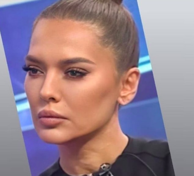 6. Demet Akalın, "Boynuna ne oldu?" diye soran takipçilerine cevap verdi!