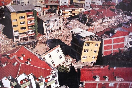 17 Ağustos 1999 Yılında Yaşanan Deprem Felaketinin Ardından Açılan Davalarla İlgili İç Karartan Bazı Bilgiler