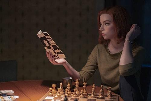 Netflix'in Yeni Dizisi 'The Queen's Gambit'in Sahne Arkasından Bilmeniz Gereken Birbirinden Şaşırtıcı 23 Bilgi