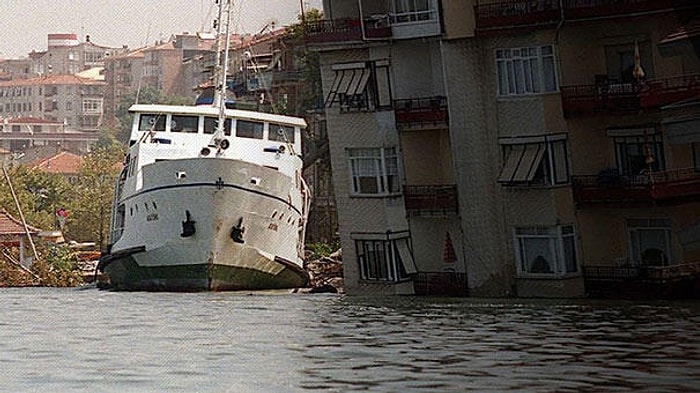 Doç. Dr. Ergin Ulutaş: 'Marmara Depreminde Tsunami Dalgaları 200 Metre İçeri Girebilir'