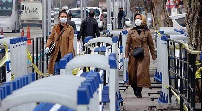 Muş'ta Cadde, Sokak ve Parklarda Sigara İçmek Yasaklandı