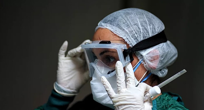 Koronavirüste Bugün: 83 Kişi Daha Hayatını Kaybetti, Yeni Hasta Sayısı 2436