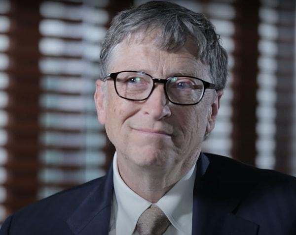 15. Gates yapay zekâ hakkındaki ilgisinin dışında süper zeka ile ilgili bir çalışma kampına üye olduğunu da belirtmiştir.