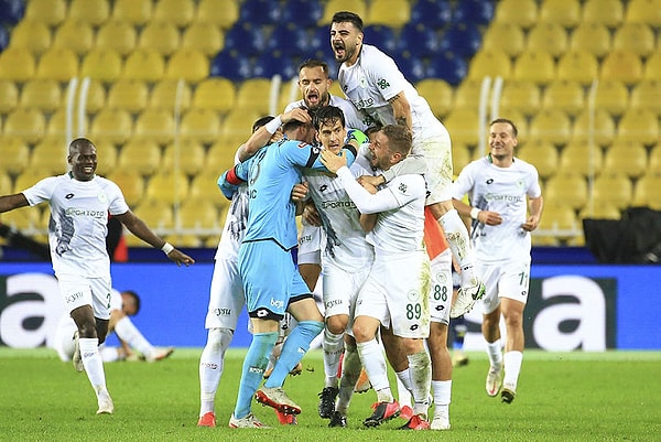 Kalan dakikalarda başka gol olmadı ve 3 puan Konyaspor'un oldu.