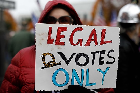 Trump Destekçileri Seçim Sonuçlarını Protesto Ediyor