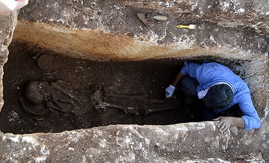 Perre Antik Kenti'nde 1500 Yıllık İnsan İskeleti Bulundu