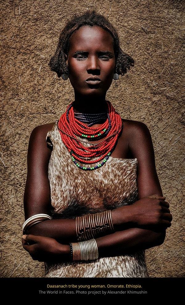 5. "Etiyopya'dan Daasanach kabilesinden bir kız."