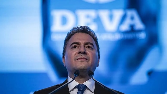 Ali Babacan: 'Dün Gece Sosyal Medya Üzerinden İstifa Değil, İflas Açıklanmıştır'