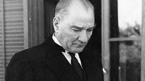Atatürk'ün Gençliğe Hitabesi'nin Tam Metni