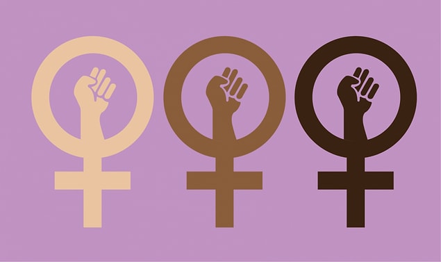 Burada sık sık feminizm, kadın hareketi, özgürleşme üzerine içeriklerle herkesi ama en çok da kadınları bilinçlendirmeye çalışıyoruz.