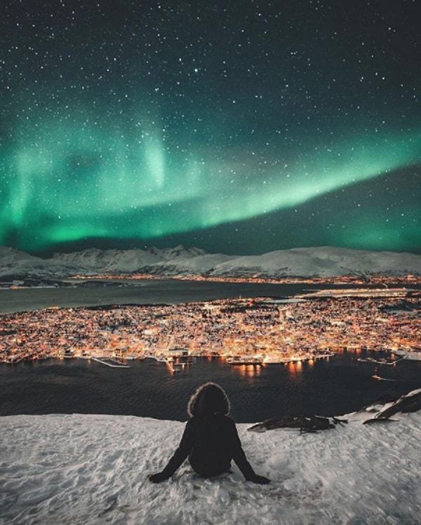 7. İzlanda'daki insanlar Kuzey Işıkları'nı yılın sadece 8 ayı görebilir.