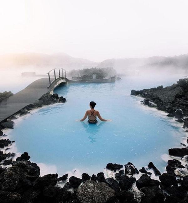 6. İzlanda'daki Blue Lagoon 1990 yılına kadar turistlere açık olmayan jeotermal bir kaplıcaydı.