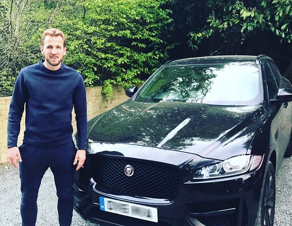 Harry Kane ise İngiliz arabalarının sevdalısı.