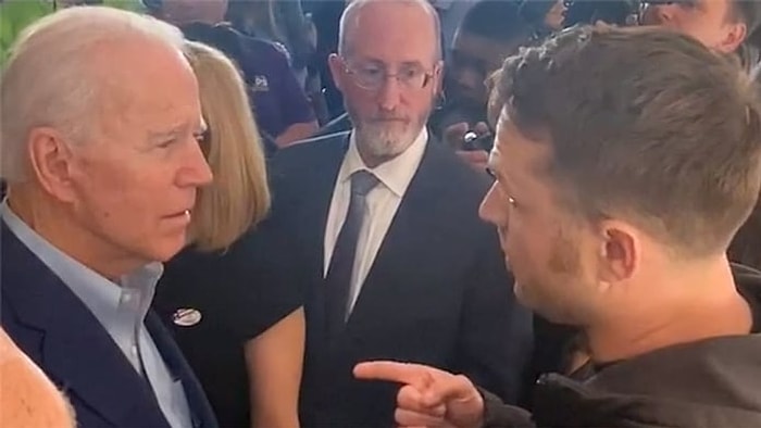 Joe Biden ile Hava Kuvvetleri Gazisi Arasında Geçen Tartışma: 'Oyumuzu Neden Savaş Yanlısı Birine Verelim, Sayısız Iraklı Vatandaşın Hayatına Mal Olan Birine?'